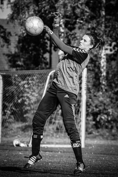Bild 2815 - Frauen SV Henstedt Ulzburg II - TSV Russee : Ergebnis: 6:0